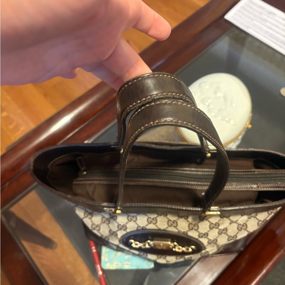 Vintage Genuine Gucci tote , iconic monogram Tan / Brown canvas and leather. - Picture 5 of 14